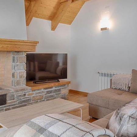 Апартаменты Saplan Real Estate Laujo Боссост Экстерьер фото